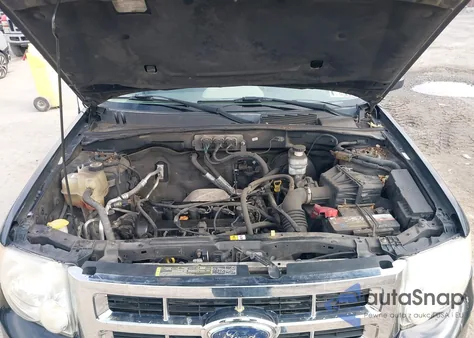 2008 Ford Escape Xls/Xls Manual z USA, uszkodzony, nr VIN 1FMCU02Z58KC22915